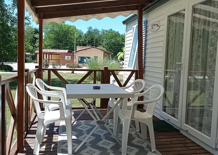 Camping Mobil Chez Sophie *